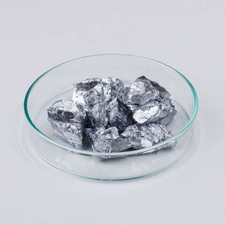 Chromium treated with the aluminothermy process