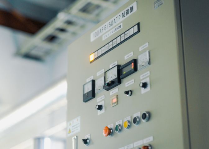 開発環境 新素材を生み出す現場