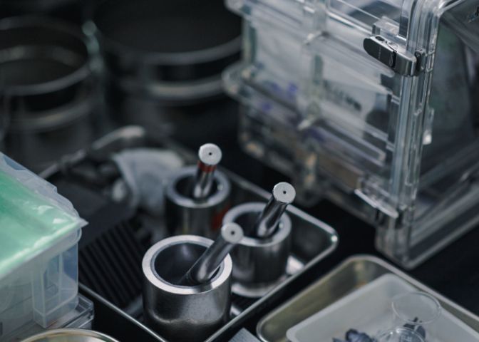 開発環境 新素材を生み出す現場